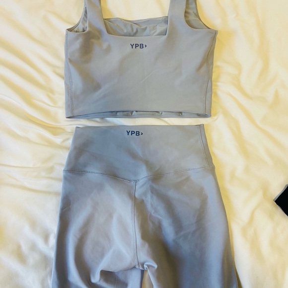 Abercrombie Workout Set - Picture 4 of 4